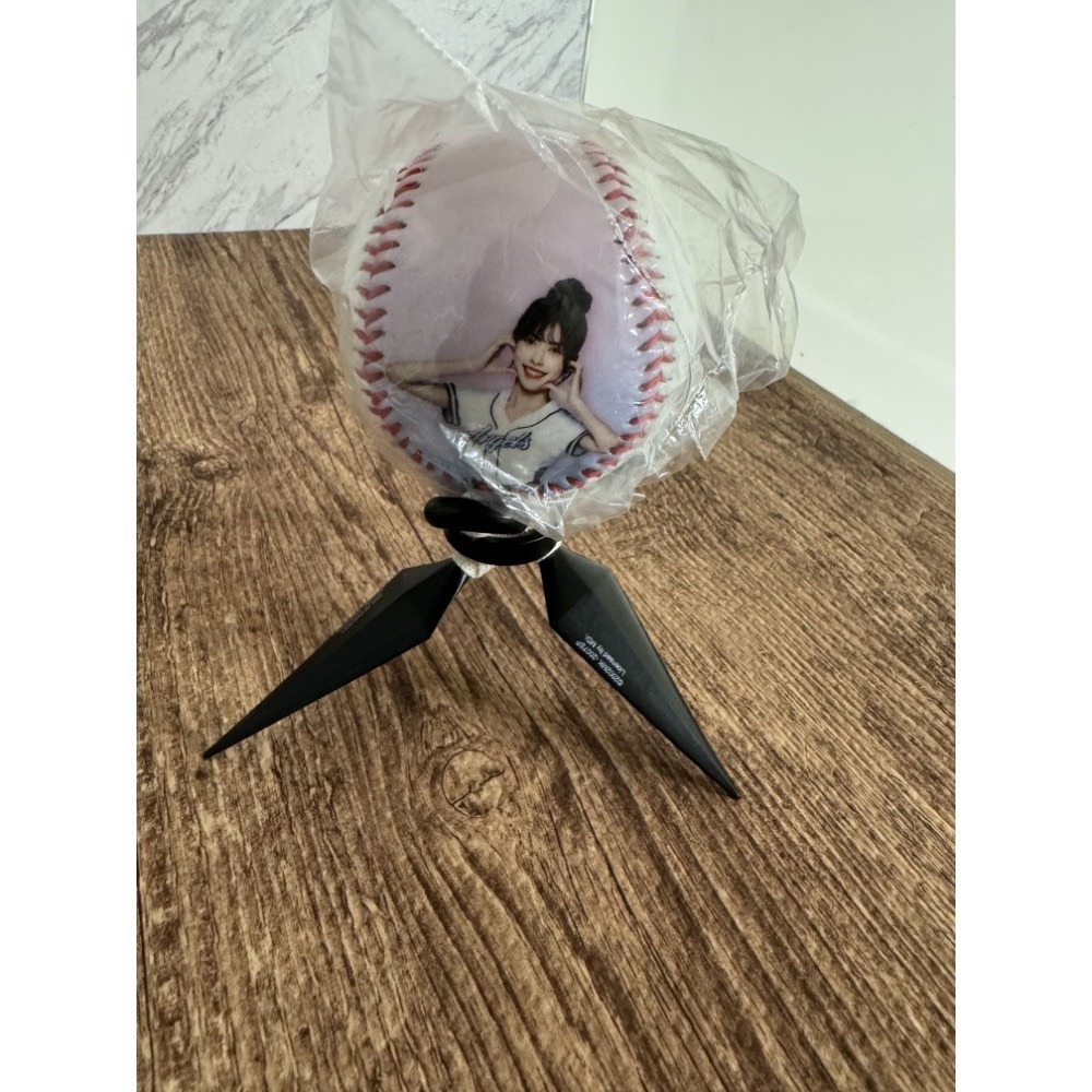 2024 富邦悍將 Fubon Angels 李雅英 李皓禎 慈妹 檸檬 秀秀子 潔米 寶兒 東東 肖像球 全新未拆-規格圖5