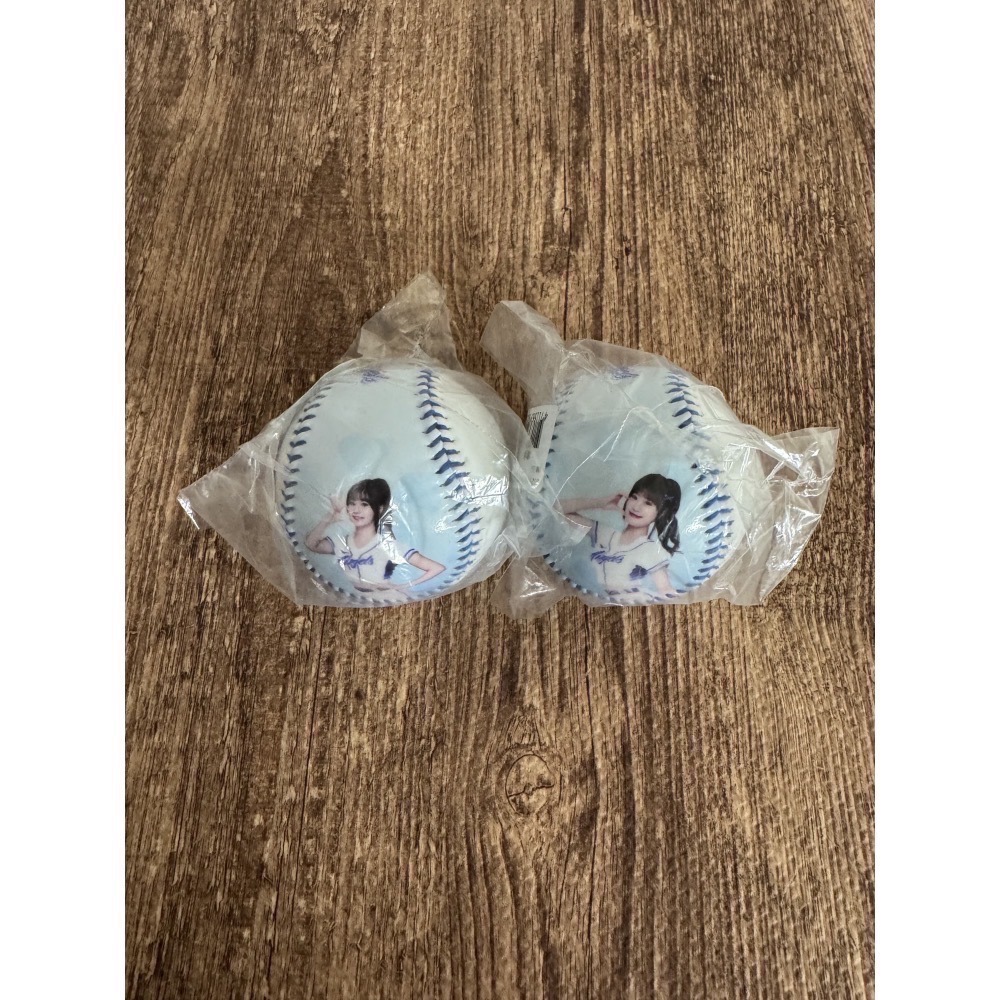 2025 富邦悍將 Fubon Angels 李珠珢 李雅英 南珉貞 卡洛琳 檸檬 秀秀子 慈妹 禾羽 肖像球 全新未拆-細節圖7