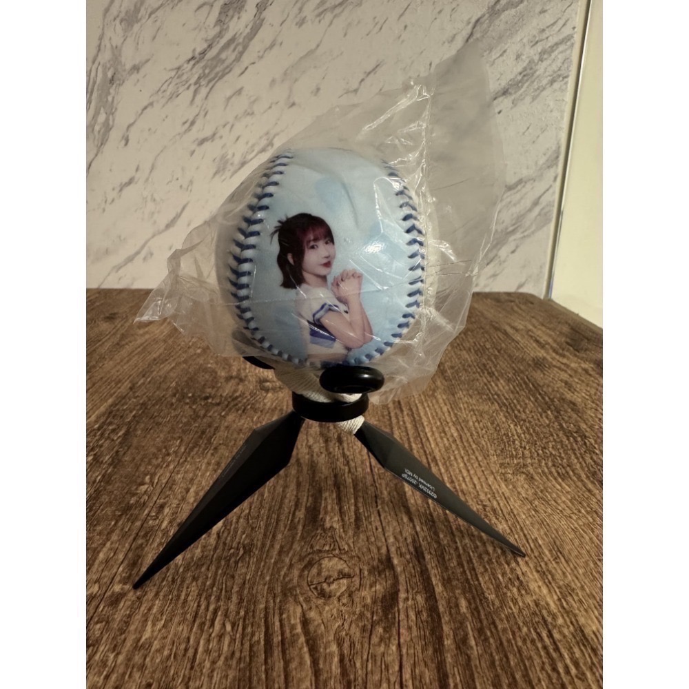 2025 富邦悍將 Fubon Angels 李珠珢 李雅英 南珉貞 卡洛琳 檸檬 秀秀子 慈妹 禾羽 肖像球 全新未拆-規格圖7