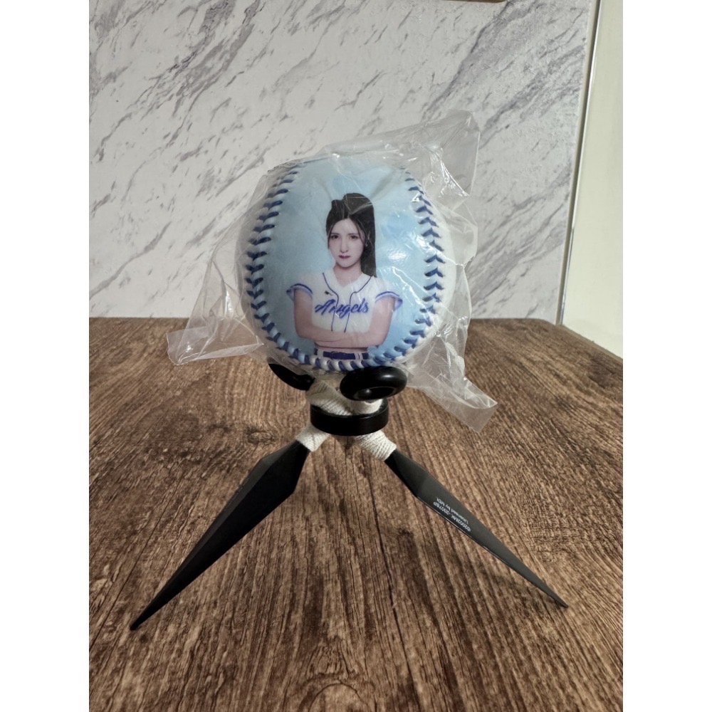 2025 富邦悍將 Fubon Angels 李珠珢 李雅英 南珉貞 卡洛琳 檸檬 秀秀子 慈妹 禾羽 肖像球 全新未拆-規格圖7