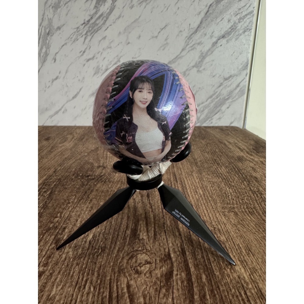 2025 味全龍 小龍女 Dragon Beauties 李多慧 沛沛 金娜妍 林襄 靜靜 佩霓 肖像球 全新未拆-規格圖10