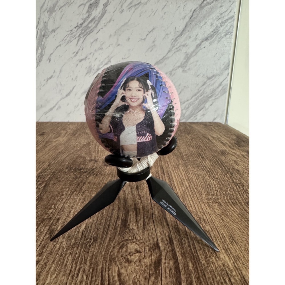 2025 味全龍 小龍女 Dragon Beauties 李多慧 沛沛 金娜妍 林襄 靜靜 佩霓 肖像球 全新未拆-規格圖10