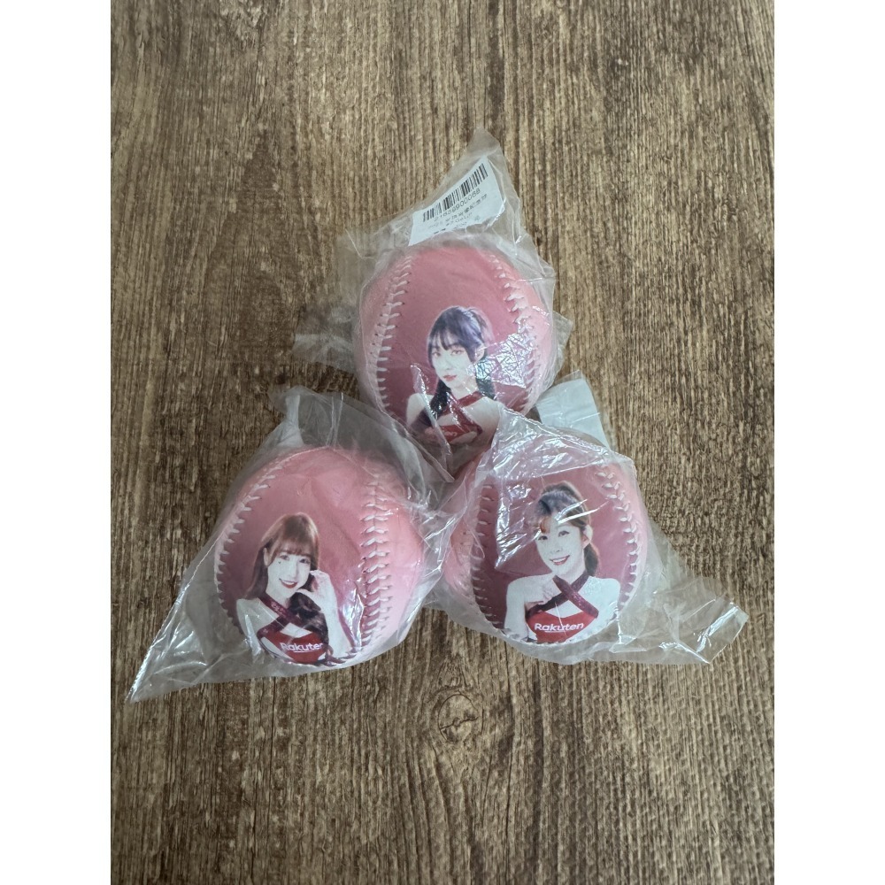 2025 樂天桃猿 樂天女孩 Rakuten Girls 嘎琳 孟潔 穎樂 艾融 笑笑 卉妮 小葳葳 肖像球 全新未拆-細節圖2
