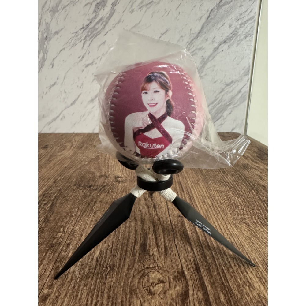 2025 樂天桃猿 樂天女孩 Rakuten Girls 嘎琳 孟潔 穎樂 艾融 笑笑 卉妮 小葳葳 肖像球 全新未拆-規格圖3