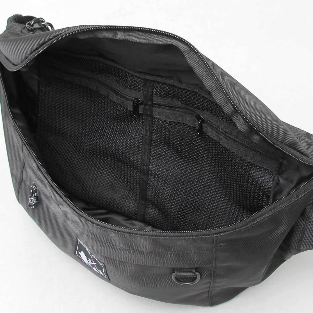 現貨+預購 北歐 刺蝟 SCANDINAVIAN FOREST 大容量 斜背包 側背包 全新 日本代購 隨身包 腰包-細節圖6