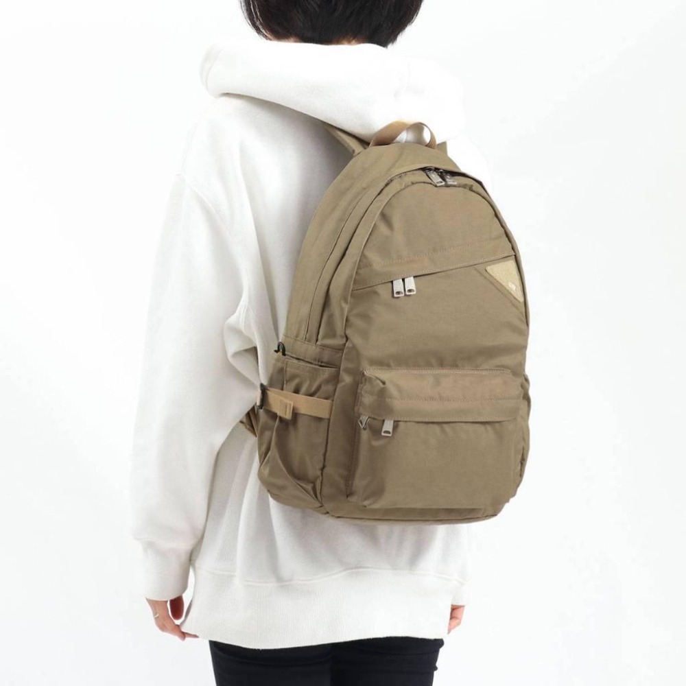 預購 日本 CIE 後背包 全新 上班族 學生 日本製 4色 FLOW DAYPACK 輕量 防潑水-細節圖2