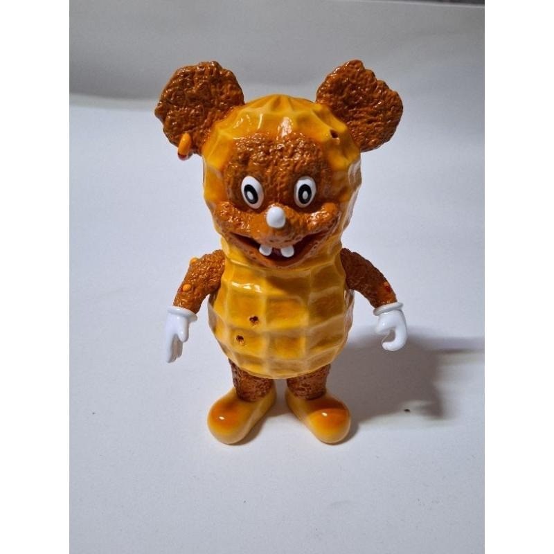 lowbliss toy 全新 抽選 花生鼠 overdose toy  台灣 公仔 軟膠