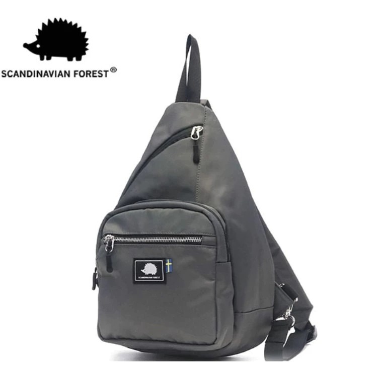 現貨 北歐刺蝟 SCANDINAVIAN FOREST 品牌 後背包 全新 日版 黑色 休閒 單肩包 斜背包-細節圖4