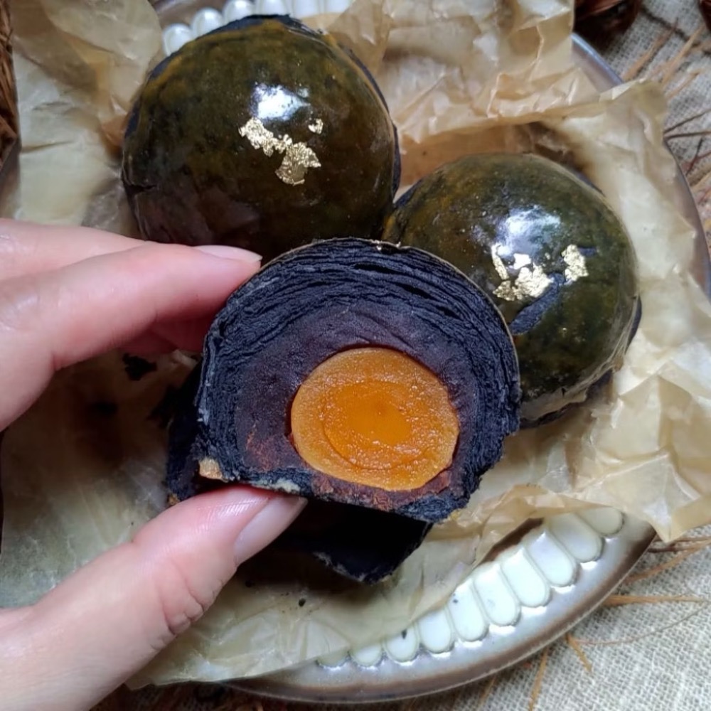 【Kyuu_ki_】金黃蛋黃酥  大顆紅土鹹鴨蛋🌝   宇治抹茶🍵   低糖豆沙餡🫘 抹茶甜點-細節圖6