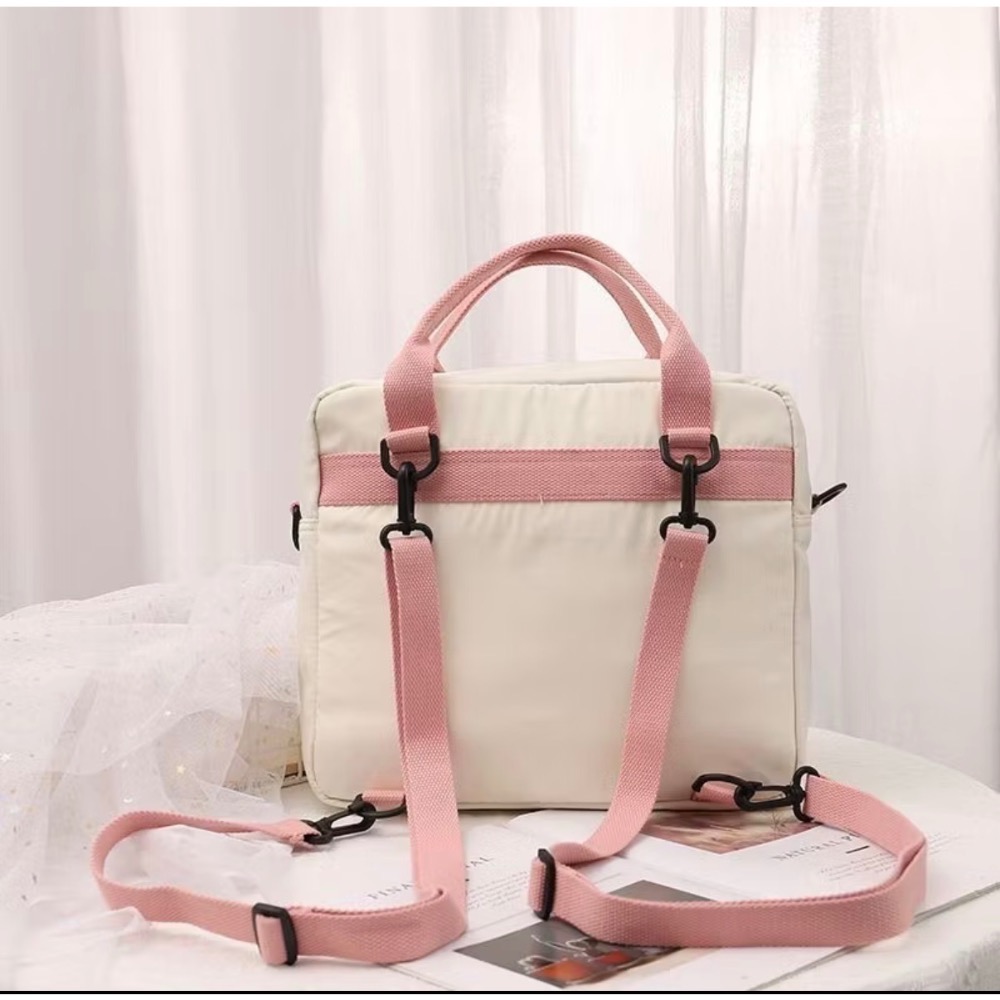 現貨！台灣出貨！迪士尼正版！巴斯光年 草莓熊 奇奇蒂蒂 毛絨公仔背包掛件大容量手提電腦包-細節圖6