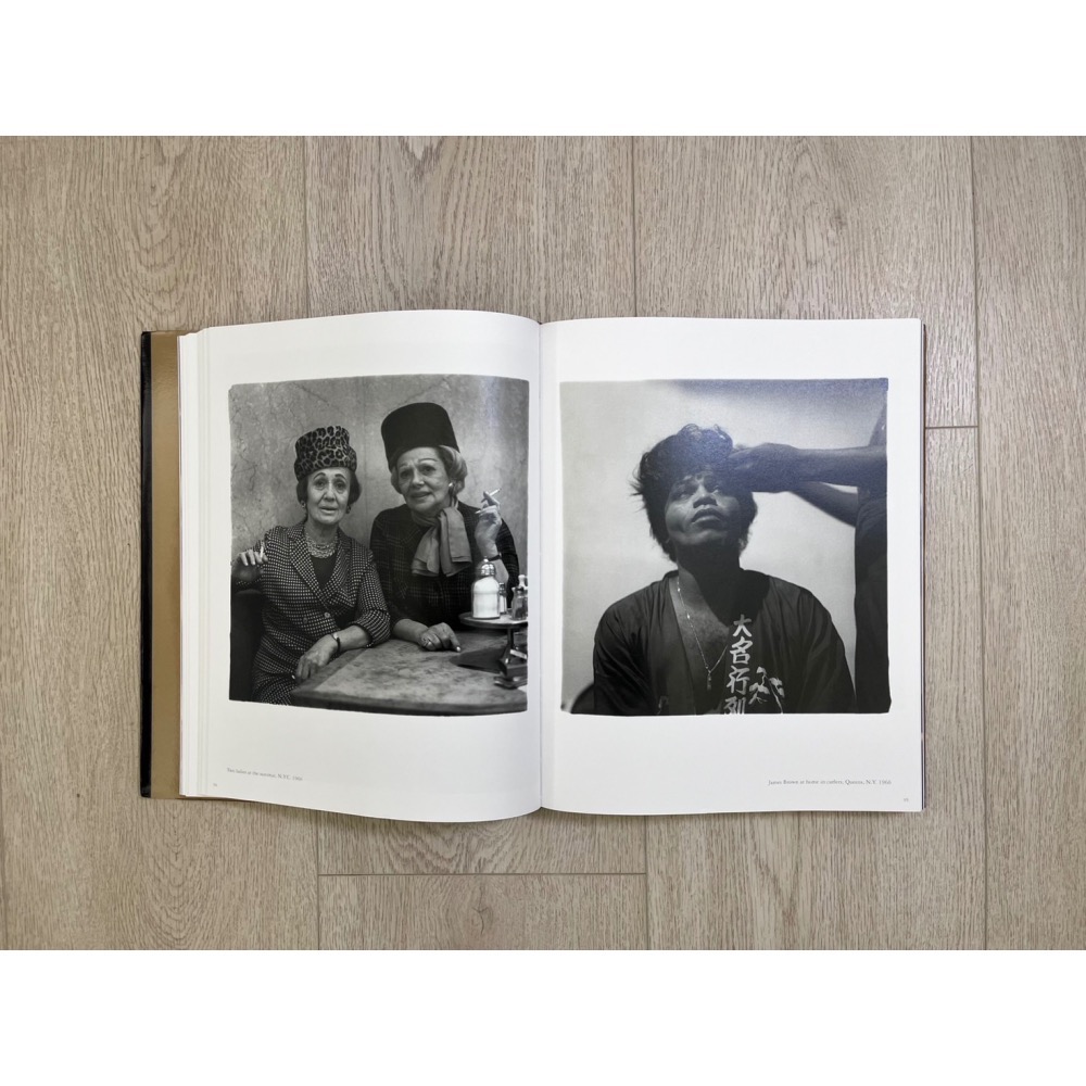 [相機小賣所] Diane Arbus 黛安・阿勃絲 攝影集 Revelations-細節圖5
