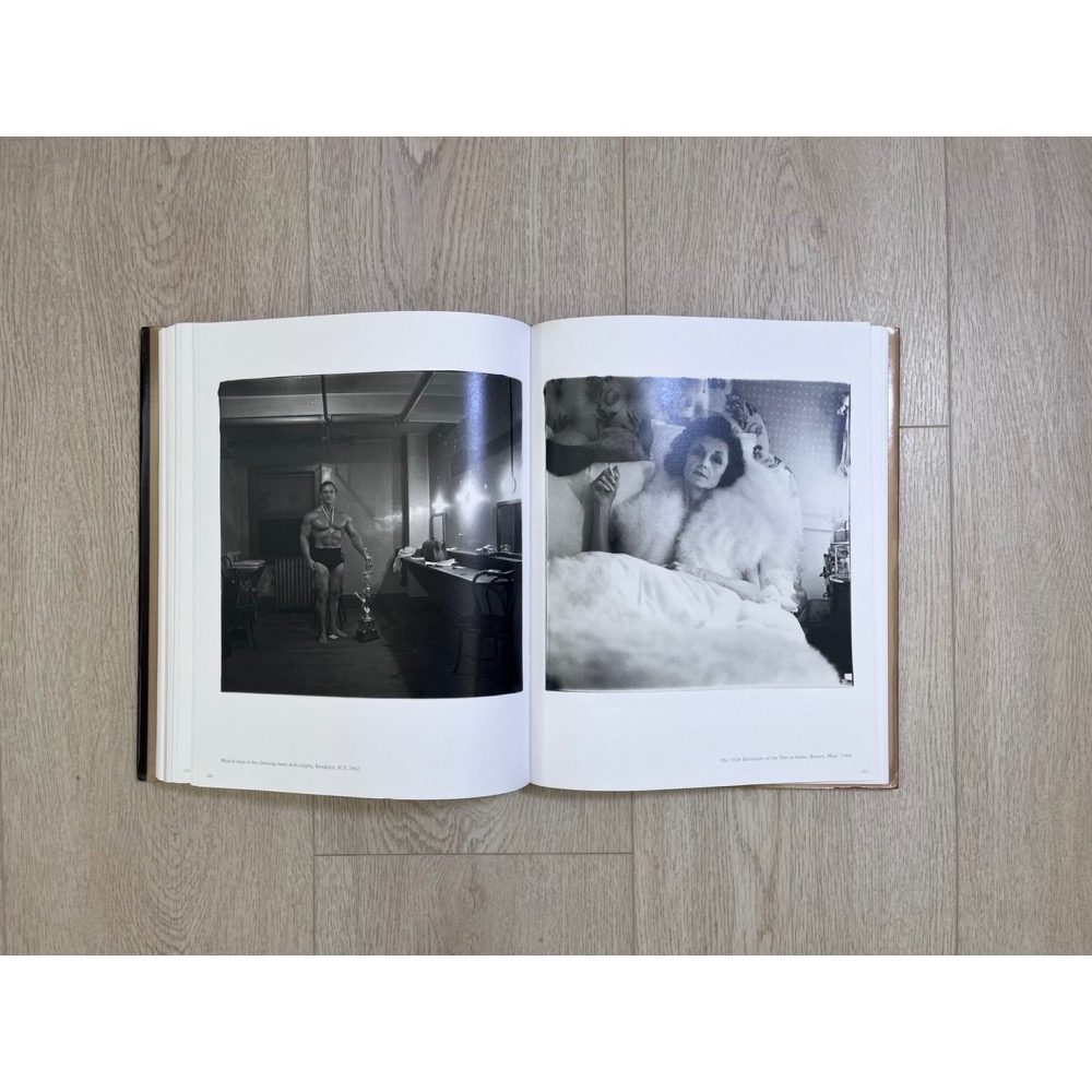 [相機小賣所] Diane Arbus 黛安・阿勃絲 攝影集 Revelations-細節圖9