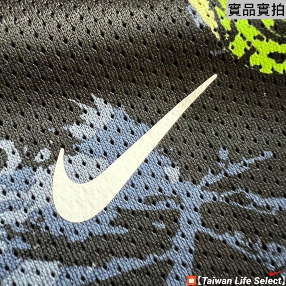 ★6折↘1150元!台灣公司貨!NIKE DRI-FIT 變色龍 雙面穿 滿版花紋 訓練背心 黑綠 FB7979-010-細節圖3