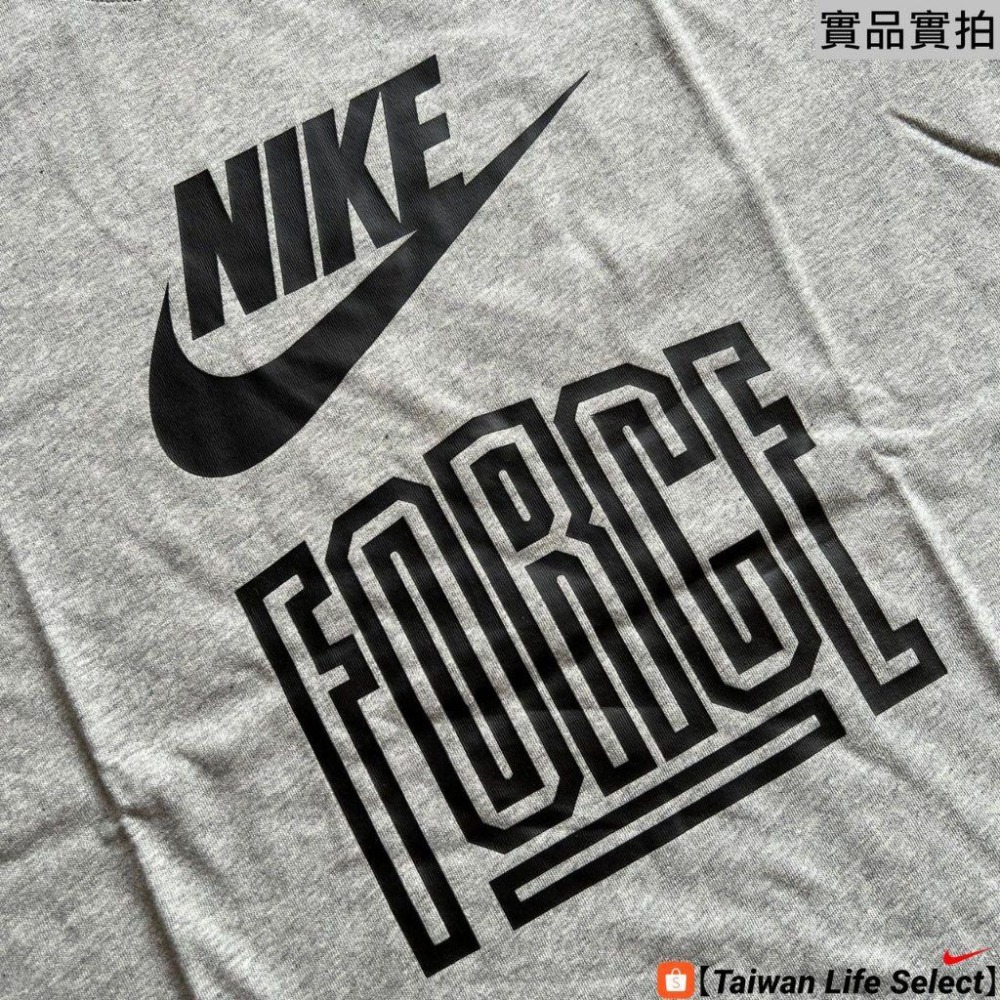 稀少大尺寸 ★7折↘830元!台灣公司貨!NIKE AIR FORCE 大LOGO 短T 灰 FD0059-063-細節圖4