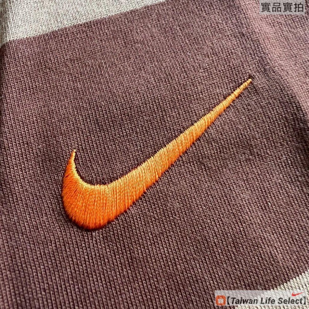 ★56折↘890元!NIKE公司貨! NIKE SB 條紋 刺繡小勾 薄長袖 大學T 奶茶咖啡色 DV9147-259-細節圖2