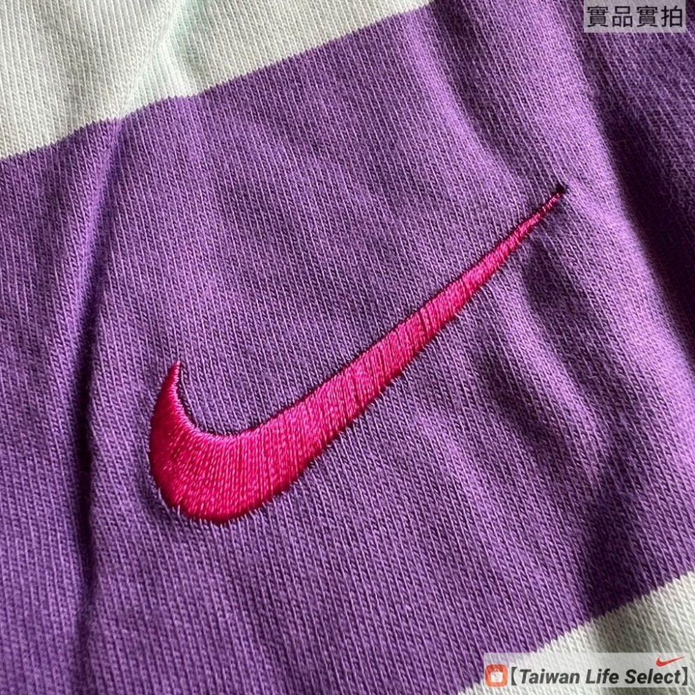 ★56折↘890元!NIKE公司貨! NIKE SB 條紋 刺繡小勾 薄長袖 大學T 紫藍色 DV9147-542-細節圖2