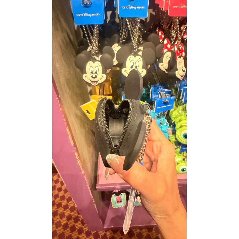 日本代購🔥現貨🔥🇯🇵代購東京迪士尼樂園大頭矽膠零錢包吊飾 收納包 鑰匙包 米奇/米妮/大眼怪/雪寶/漢堡/毛怪-細節圖4