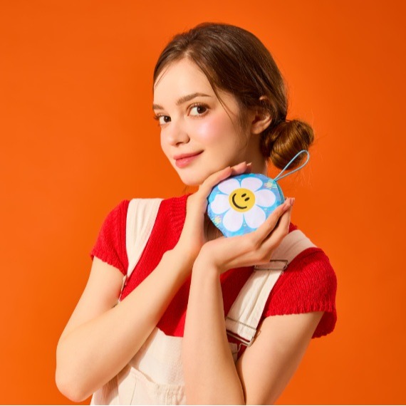 Wiggle Wiggle 現貨🔥隔日到貨 笑臉小花 摺疊購物袋、隨身環保袋 可收納 手提袋-細節圖3