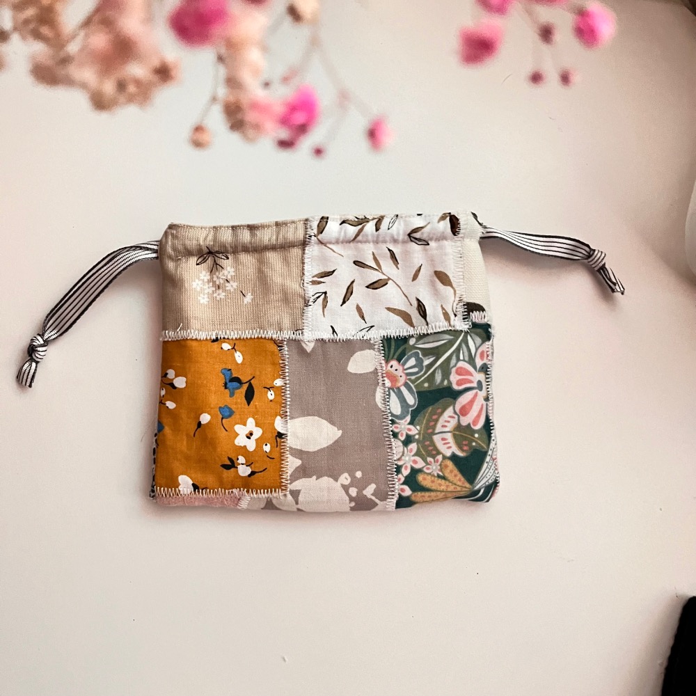 原創手作小粉花刺繡束口收納袋/3號-細節圖5