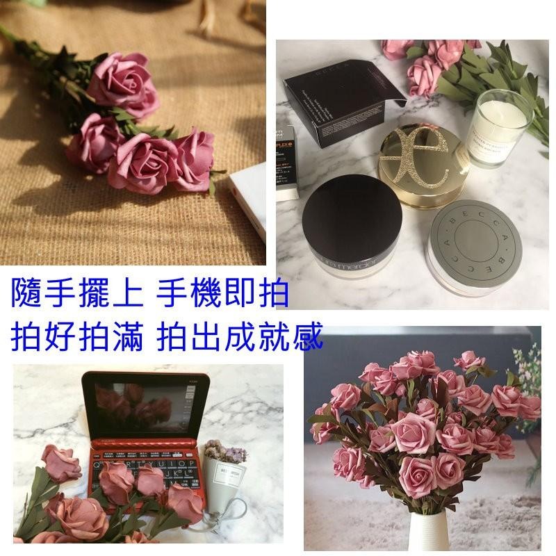 📣台灣現貨🎊歐式玫瑰花粉色復古仿真花假玫瑰拍照道具IG美拍美甲拍攝假花批發化妝品保養品食物拍照網紅道具粉紅玫瑰花束-細節圖7