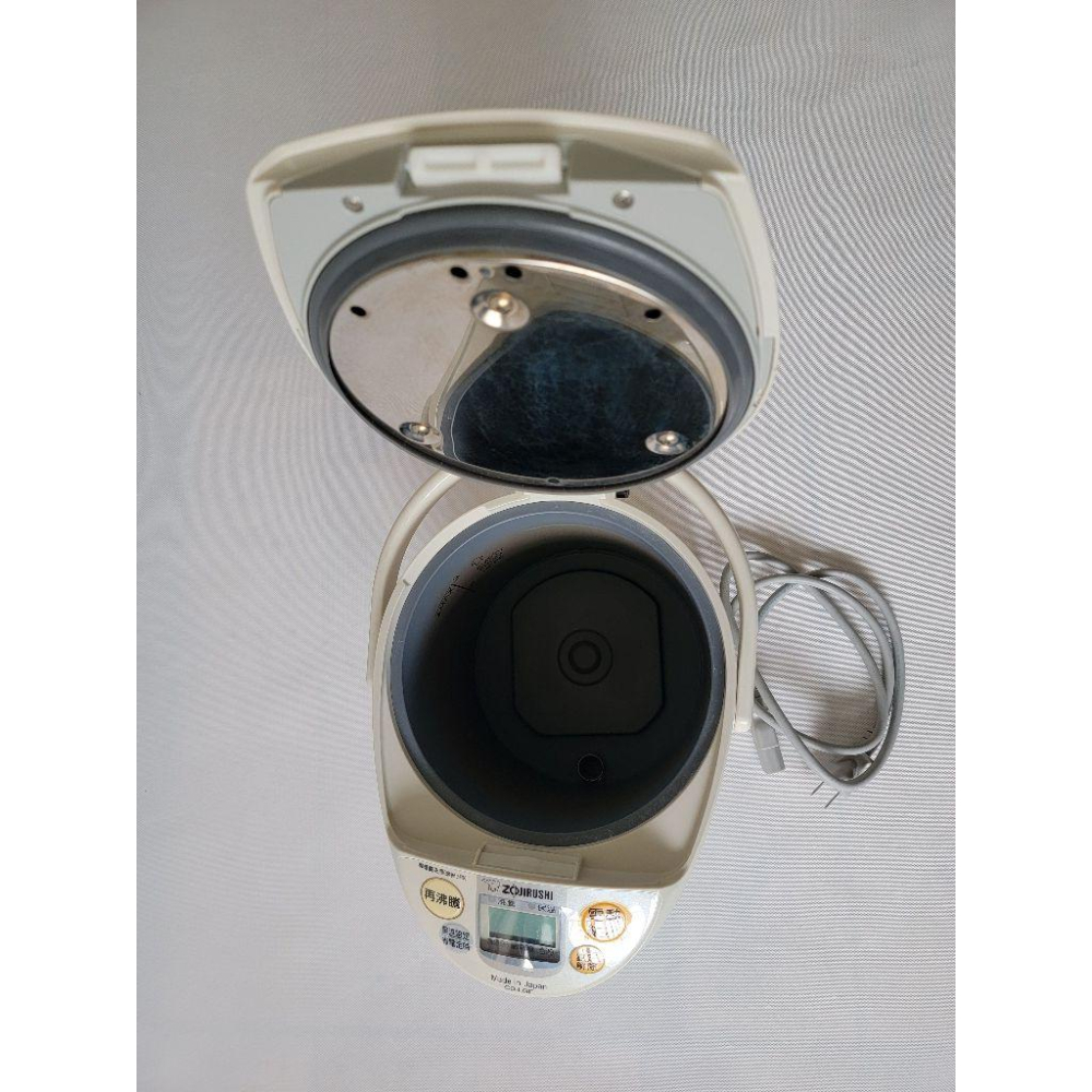 約9成新便宜賣-【ZOJIRUSHI 象印】 日本製 3公升 3L寬廣視窗微電腦電動熱水瓶(CD-LGF30)-細節圖7