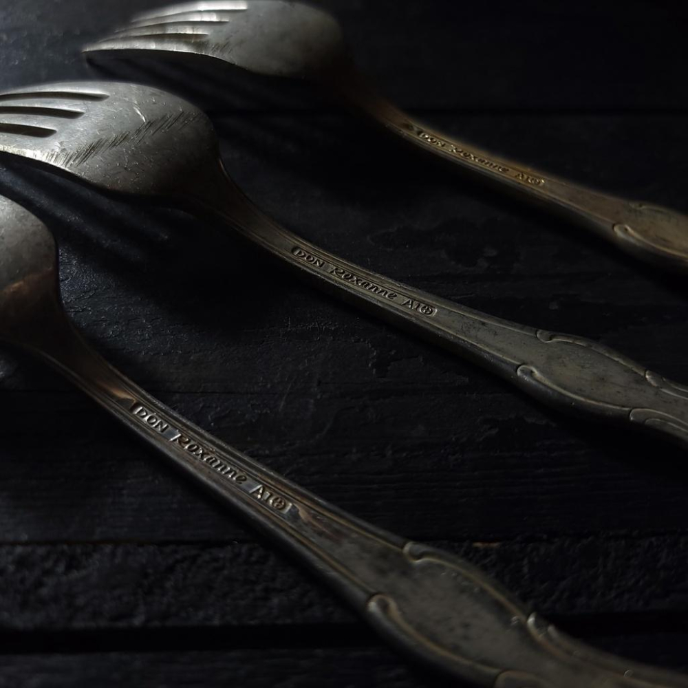 【台灣現貨】歐式復古鍍銀叉子組(3支)-Vintage舊物中古老件二手銀器西洋叉子復古拍照道具鍍銀西洋餐具 | 伯爵古器-細節圖6