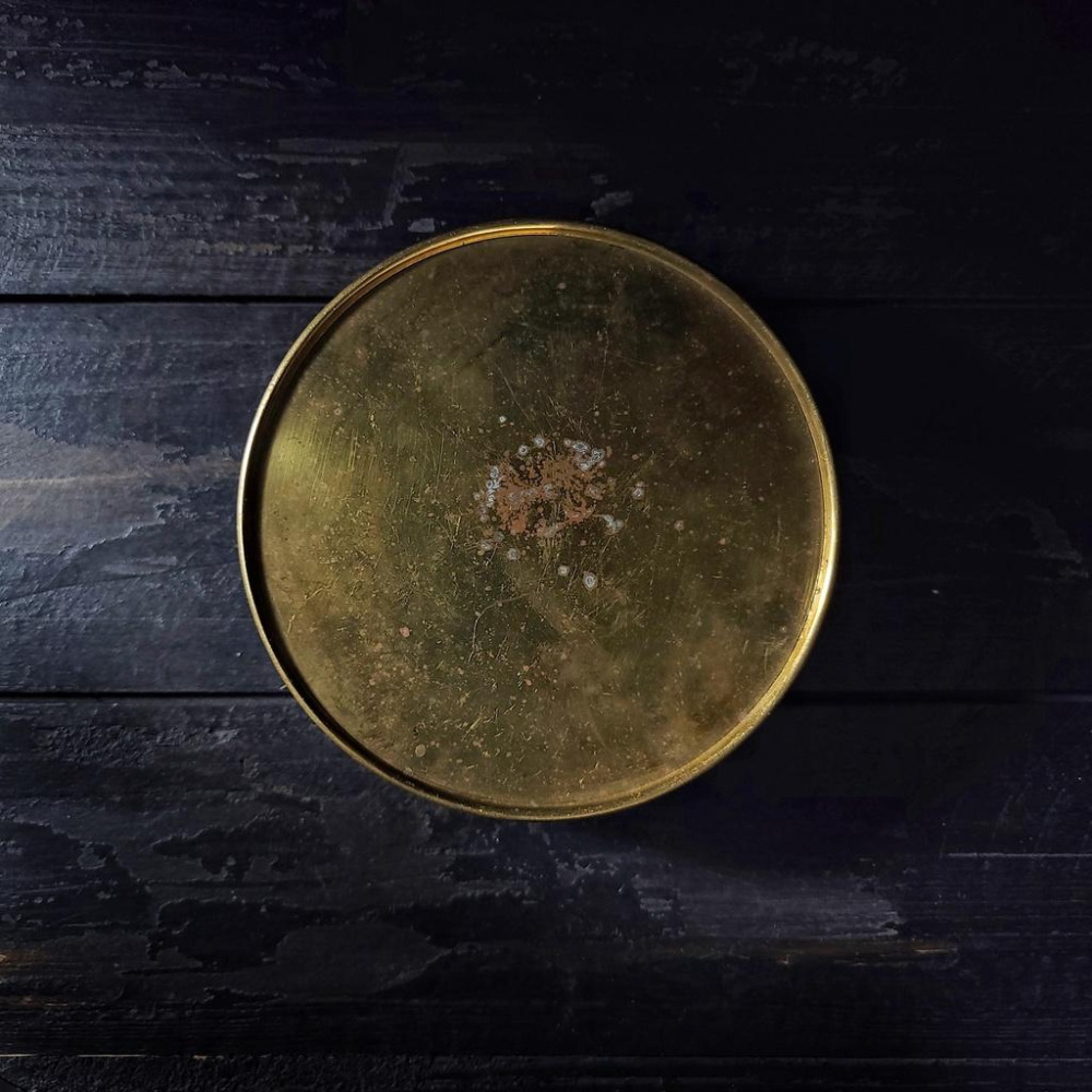 【台灣現貨】歐式復古黃銅座架-Vintage舊物中古老件二手銅器拍照道具黃銅皇冠盤黃銅碟黃銅菸灰缸靜物擺件 | 伯爵古器-細節圖5