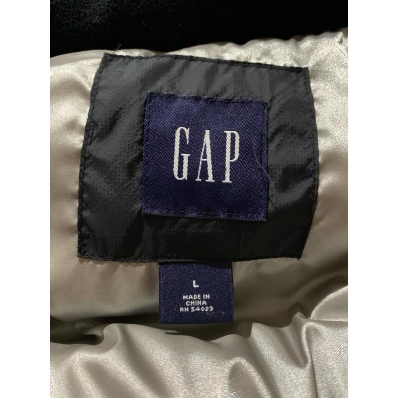 （二手）GAP 羽絨背心 羽絨50%羽毛50% 黑色 男性男生-細節圖3