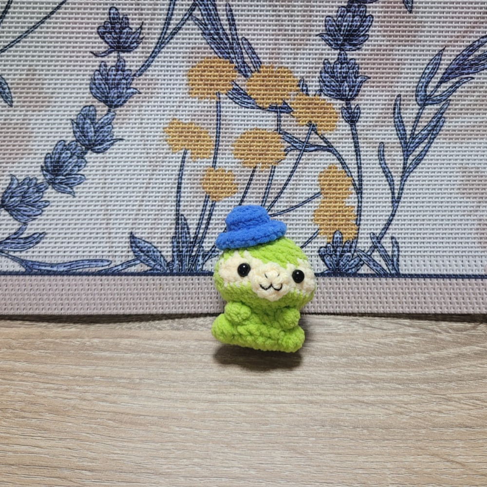 鈎針。針織。毛線娃娃～🍉迷你仔仔鑰匙圈🌈🌈-規格圖5