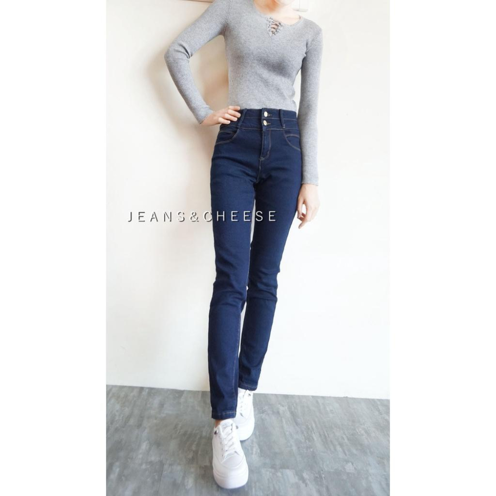 高腰雙釦磨毛牛仔褲.直筒褲.保暖.冬天.刷毛長褲.保暖褲.刷毛牛仔褲.長褲女.小直筒.顯瘦彈性女生長褲#.W6.6668-細節圖2