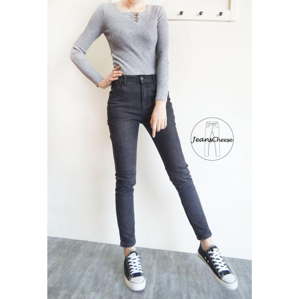 超彈力🌠顯瘦高腰磨毛牛仔褲.歐美風黑灰水洗丹寧牛仔褲.冬天保暖褲.牛仔長褲.保暖.女裝.高腰長褲女煙灰褲W6.6566-細節圖6
