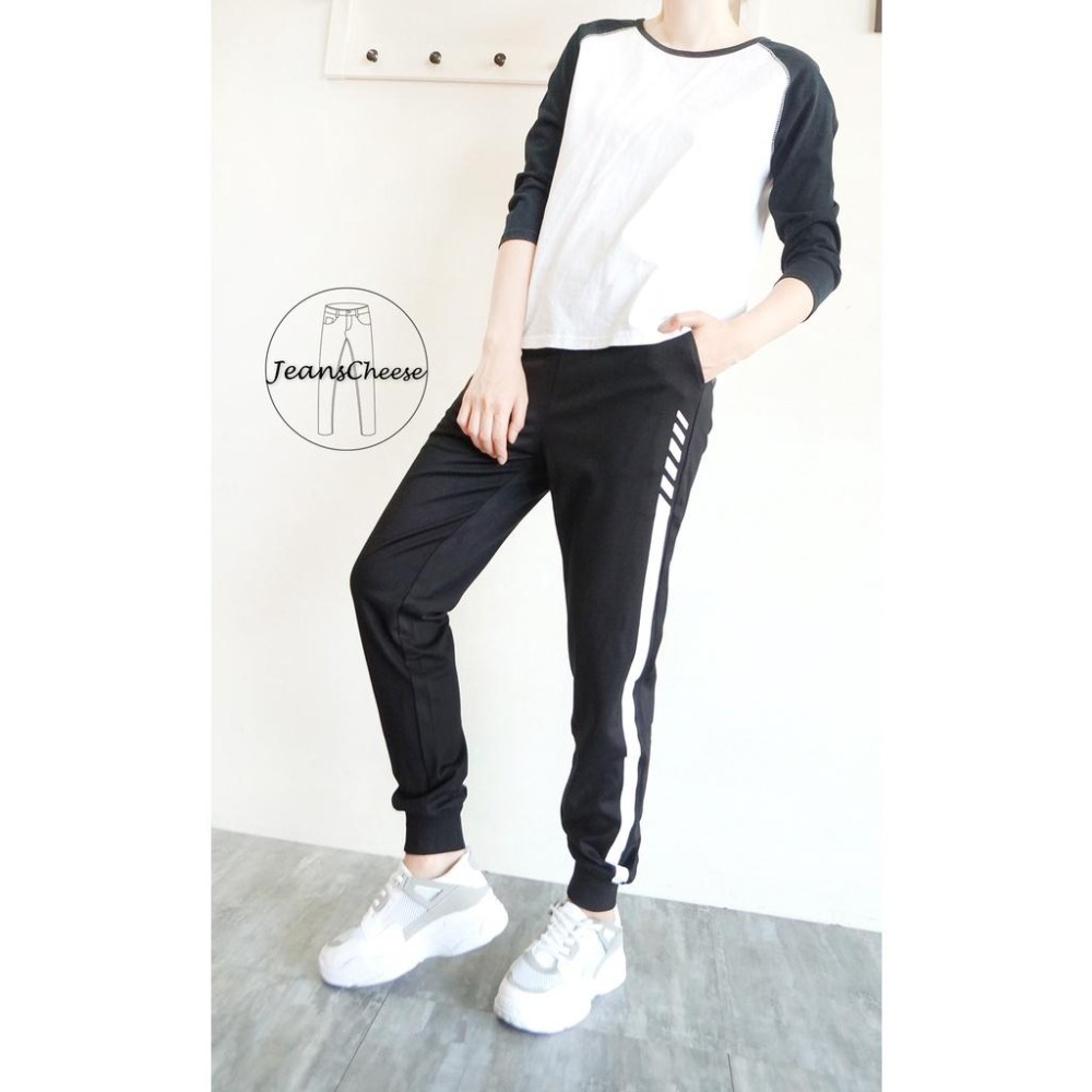 顯瘦修身側線束口褲.縮口褲.口袋.鬆緊帶拉繩.休閒褲.運動褲.休閒長褲.女生長褲.慢跑褲W4.7748-細節圖6