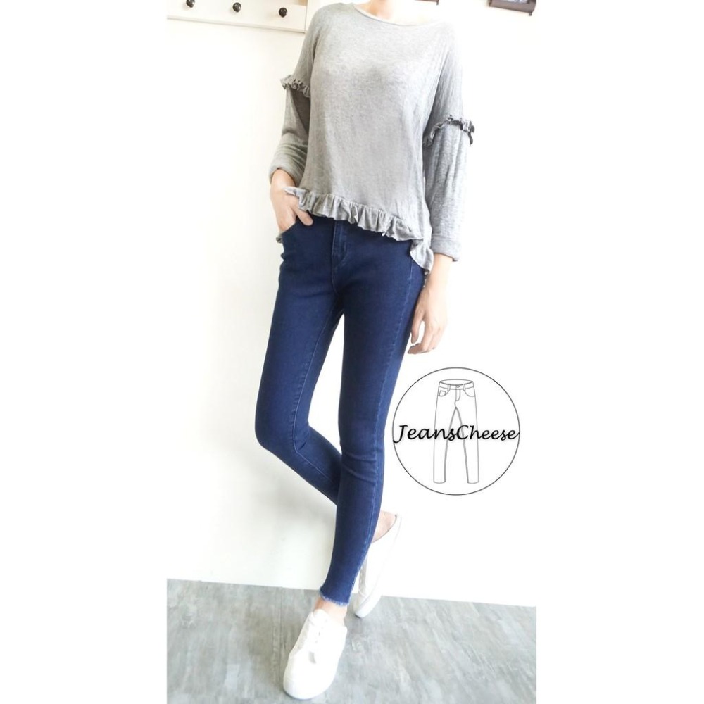 顯瘦 簡約 素面牛仔長褲 褲管小抓鬚 瘦腿必備 窄管褲 丹寧牛仔 #O3.9234-細節圖3