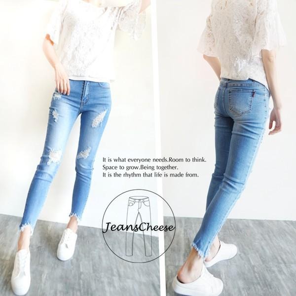 韓妞必備 氣質顯瘦 亮珠倒V褲管 九分牛仔褲 九分褲 不規則個性刷破 牛仔長褲 牛仔褲#.T6.6166-細節圖3