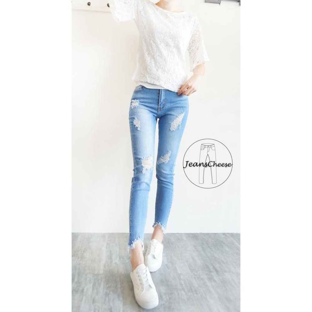 韓妞必備 氣質顯瘦 亮珠倒V褲管 九分牛仔褲 九分褲 不規則個性刷破 牛仔長褲 牛仔褲#.T6.6166-細節圖6