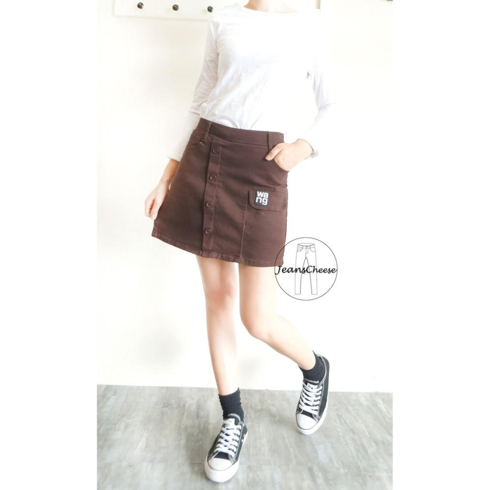 2色3碼🌠附皮帶🌠 挺版逆齡文青風  前排釦後鬆緊 A字裙 顯瘦 短裙 中高腰褲裙 英字皮標口袋 #.O6.6760-細節圖5