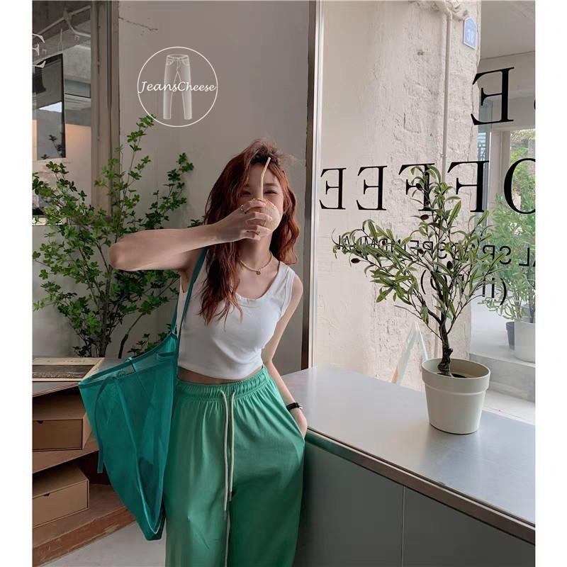 美胸神器超百搭😘自帶胸墊 無袖背心 免穿內衣 罩杯背心 小可愛 短版背心 運動背心 無袖上衣 無鋼圈內衣 圓領背心-細節圖3