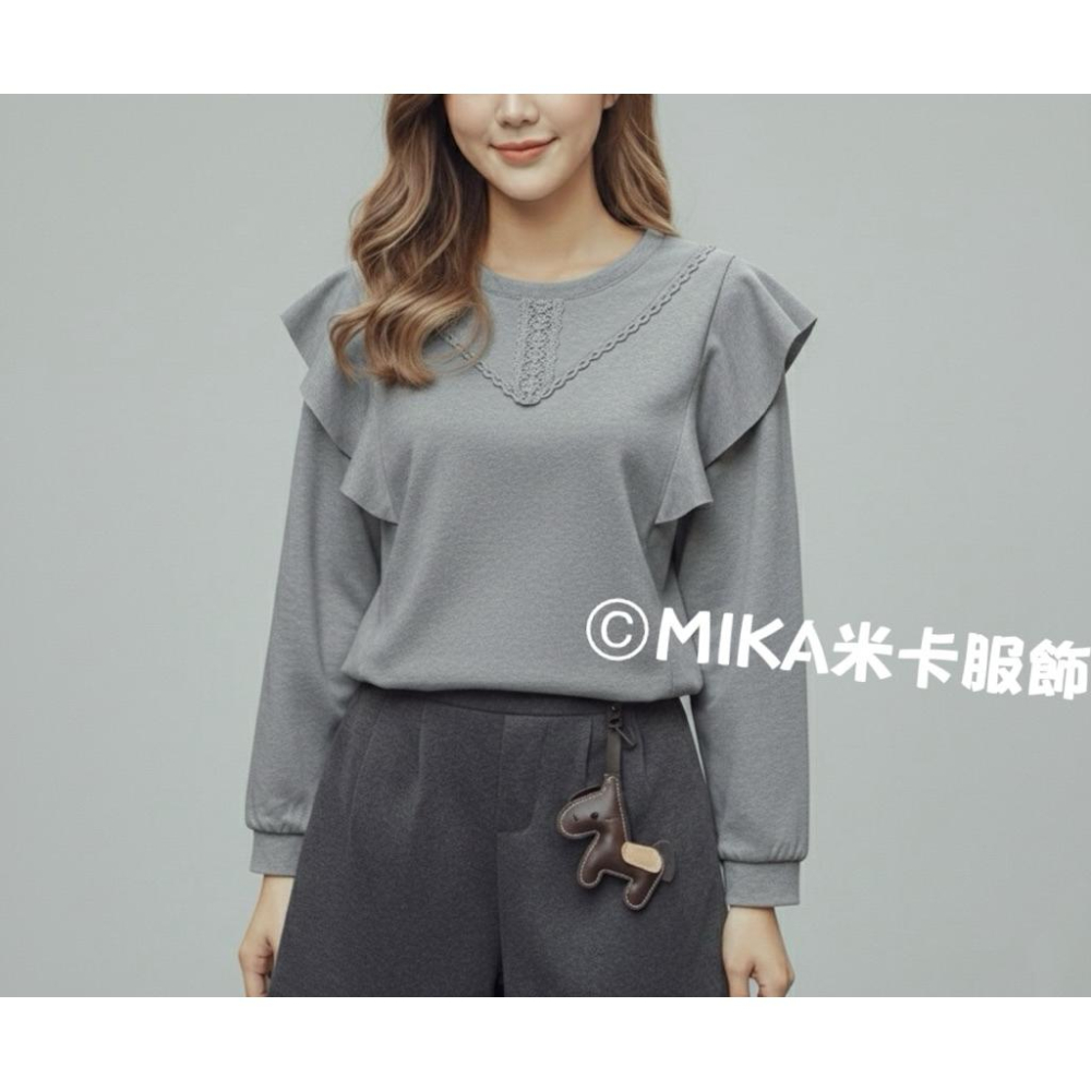 《MIKA米卡服飾》荷葉邊長袖上衣 蕾絲花邊長袖T恤 荷葉上衣 韓版棉T 長袖 圓領 素面 氣質 百搭 棉T 蕾絲 女裝-細節圖2