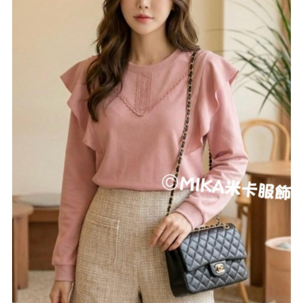 《MIKA米卡服飾》荷葉邊長袖上衣 蕾絲花邊長袖T恤 荷葉上衣 韓版棉T 長袖 圓領 素面 氣質 百搭 棉T 蕾絲 女裝-細節圖3