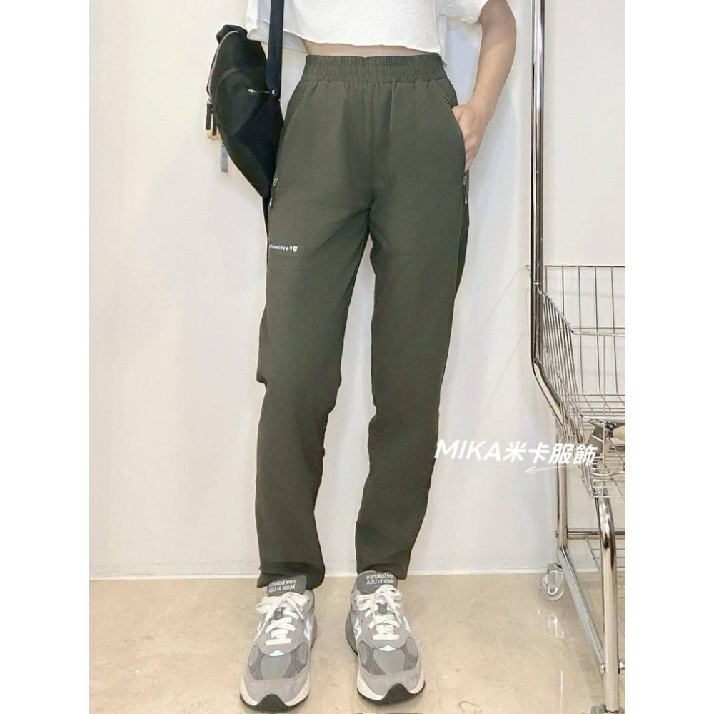 《MIKA米卡服飾》現貨 拉鍊口袋褲 速乾褲 長褲 黑褲 工作褲 哈倫褲 運動褲 顯瘦 拉鍊褲 涼感褲女裝-細節圖6