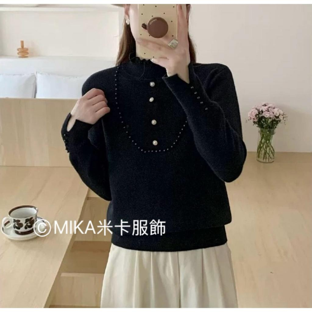 《MIKA米卡服飾》蕾絲刷毛針織衫 刷毛 針織 毛衣 保暖衣  釘珠 絨毛上衣 保暖毛衣 長袖上衣 高領上衣 蕾絲上衣-細節圖9
