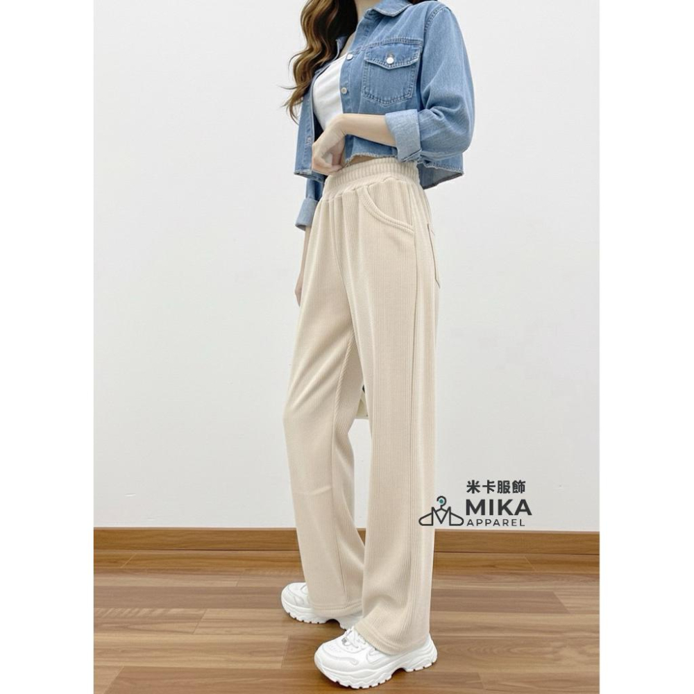 《MIKA米卡服飾》現貨 燈芯絨 寬褲 直筒褲 燈芯絨寬褲 直筒寬褲 闊腿褲 顯瘦 素面長褲 工作褲 黑褲 棉褲 女裝-細節圖2