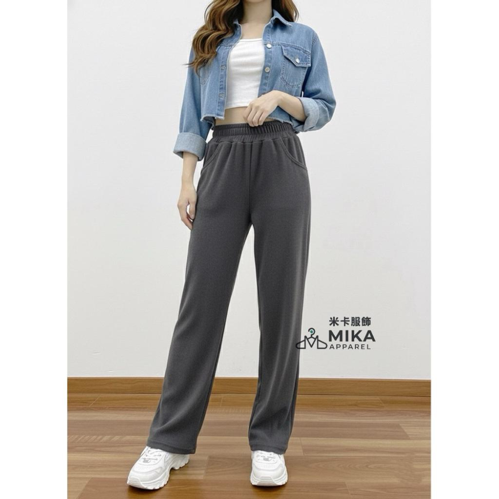 《MIKA米卡服飾》現貨 燈芯絨 寬褲 直筒褲 燈芯絨寬褲 直筒寬褲 闊腿褲 顯瘦 素面長褲 工作褲 黑褲 棉褲 女裝-細節圖5