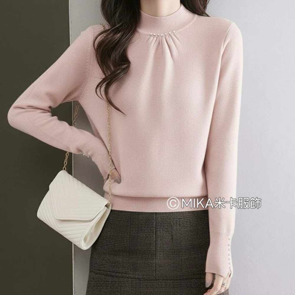 《MIKA米卡服飾》現貨 高級釘珠針織衫 長袖上衣 針織 毛衣 針織毛衣 立領毛衣 半高領毛衣 素面 保暖 女裝-細節圖4