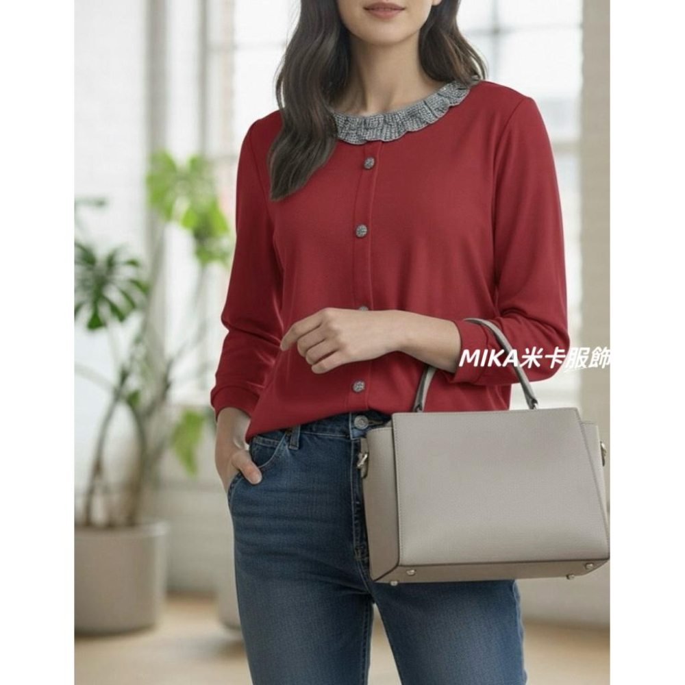 《MIKA米卡服飾》千鳥格荷葉配釦上衣 長袖上衣 長袖棉T 千鳥格上衣 格子花邊上衣 長袖T恤 棉T 長袖 女裝-細節圖3