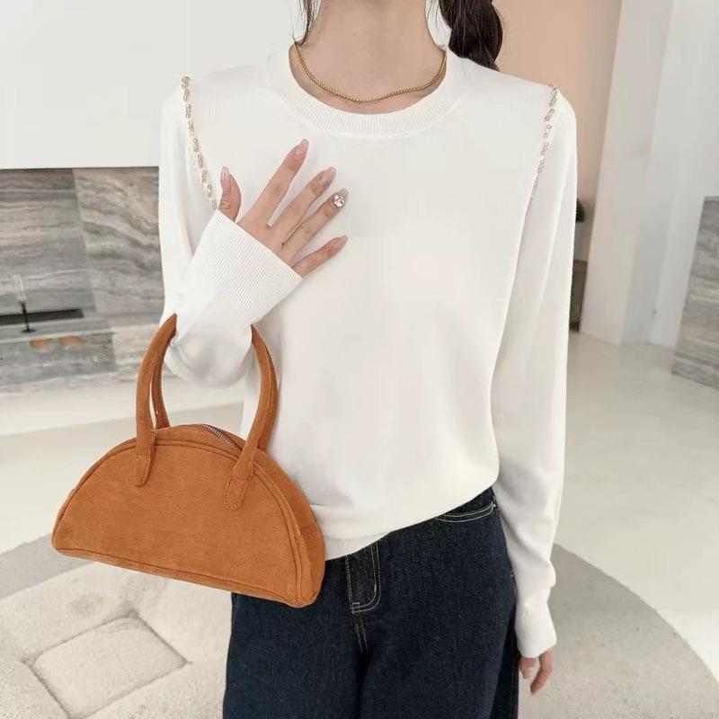 《MIKA米卡服飾》韓版釘鑽針織衫 針織上衣 圓領 女裝 針織衫 百搭 顯瘦上衣 針織 長袖-細節圖2