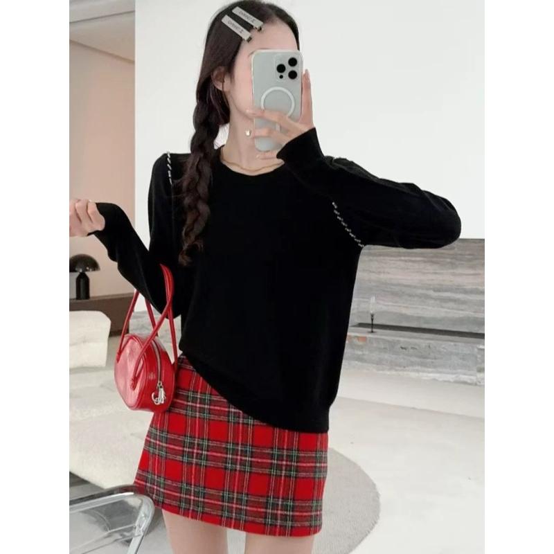 《MIKA米卡服飾》韓版釘鑽針織衫 針織上衣 圓領 女裝 針織衫 百搭 顯瘦上衣 針織 長袖-細節圖4