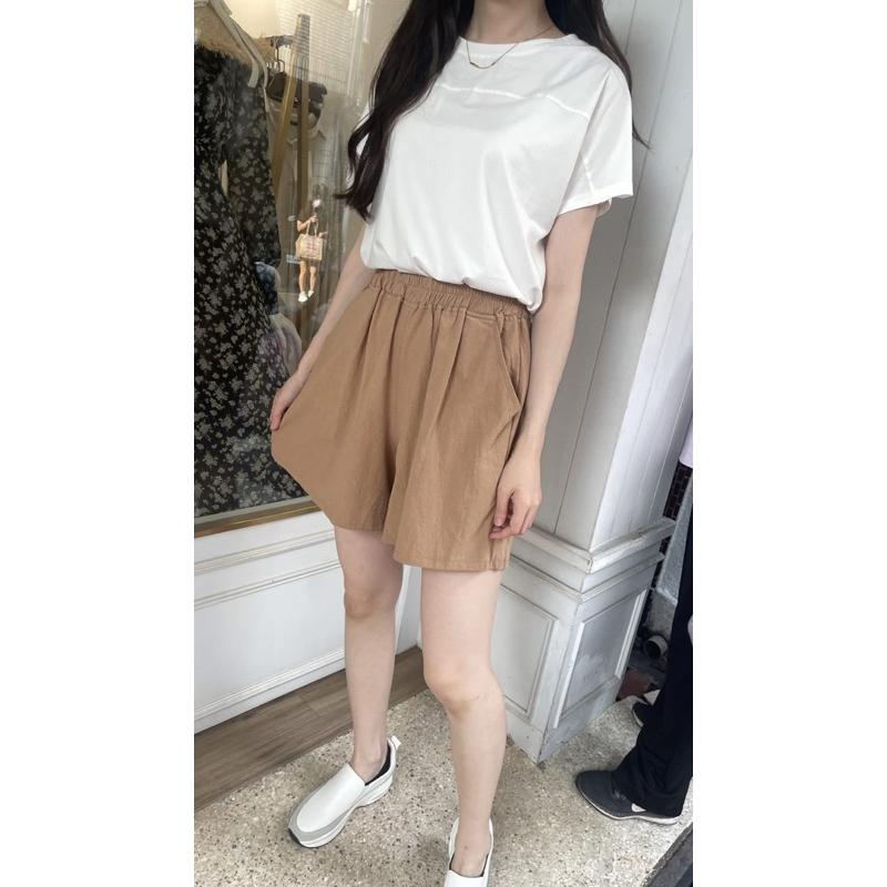 《MIKA米卡服飾》棉麻短褲 短褲 五分褲 五分短褲 涼感 闊腿褲 涼感短褲 女裝 寬鬆 棉麻 快速到貨 中大尺碼短褲-細節圖8