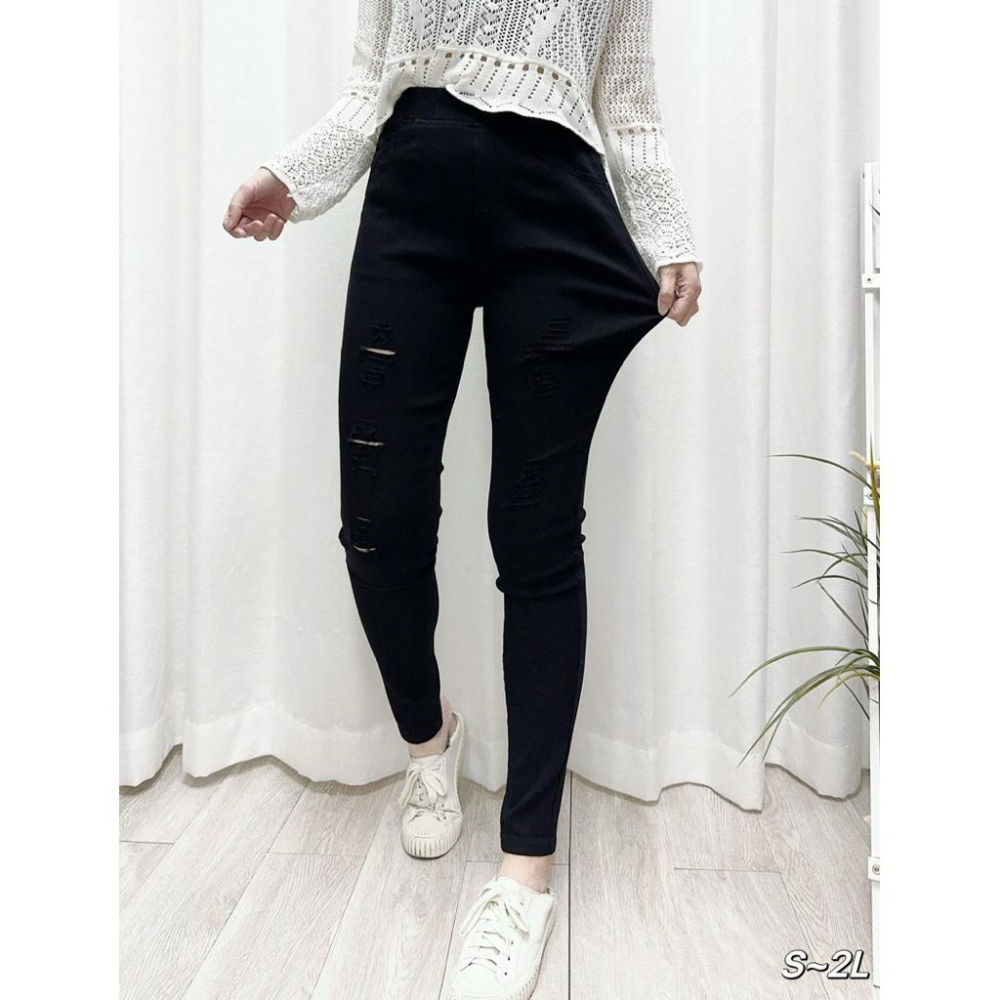 《MIKA米卡服飾》超彈力刷破褲 黑褲 長褲 窄管褲 合身褲 鉛筆褲 刷破褲 彈力褲 刷破 割破 破破褲 秋冬 女裝-細節圖7