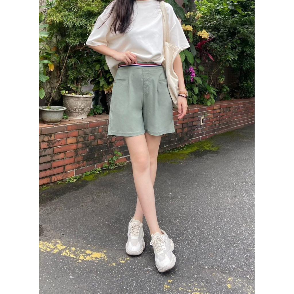 《MIKA米卡服飾》現貨 織帶短褲 涼感短褲 短褲 865 涼感褲 冰涼褲 上班褲 -5度 工作褲 彈力褲 女裝 OL-細節圖3